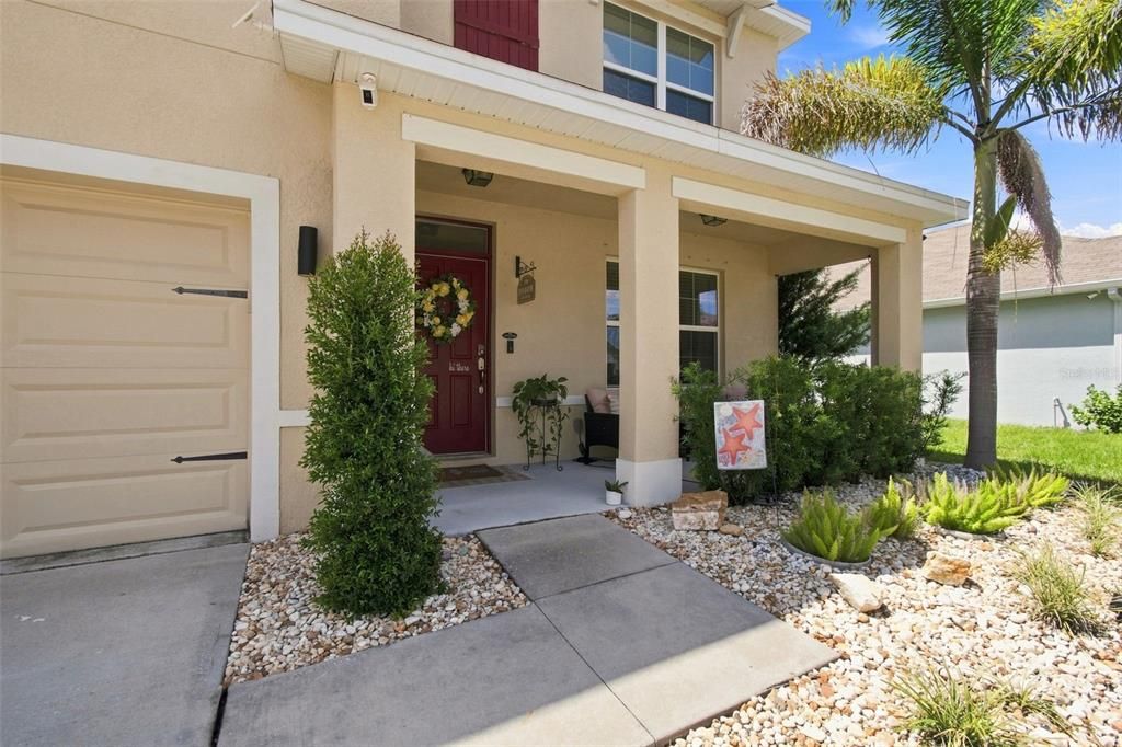 For Sale: $425,000 (5 beds, 3 baths, 2674 Square Feet)