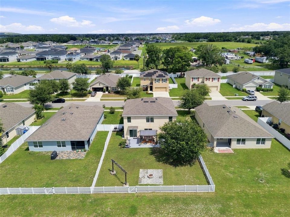 For Sale: $425,000 (5 beds, 3 baths, 2674 Square Feet)