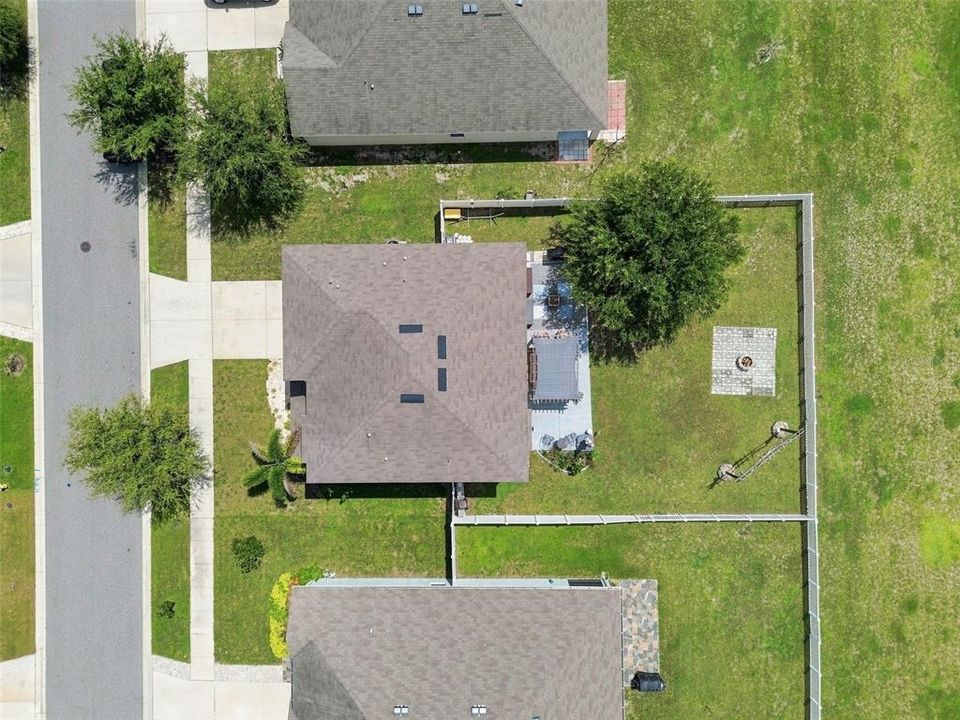 For Sale: $425,000 (5 beds, 3 baths, 2674 Square Feet)