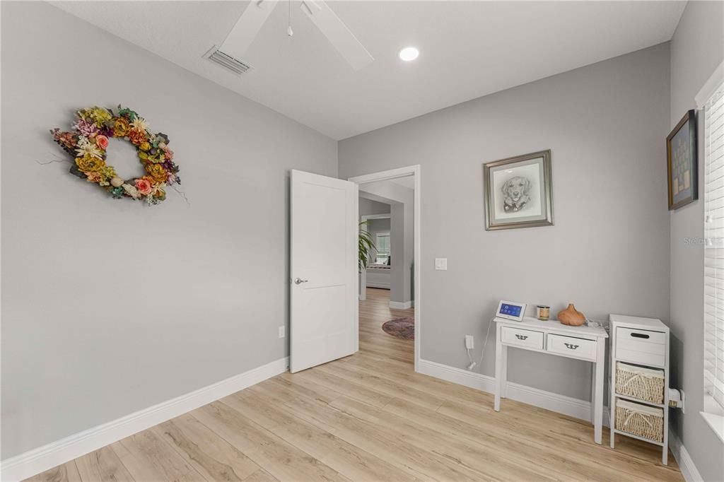 For Sale: $495,000 (3 beds, 2 baths, 2136 Square Feet)
