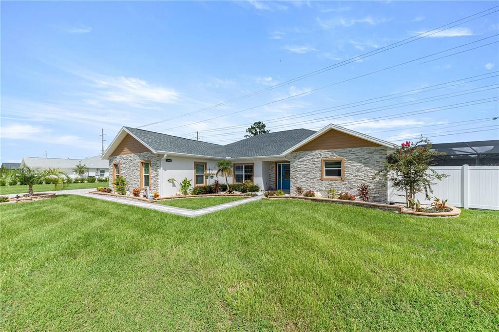 For Sale: $495,000 (3 beds, 2 baths, 2136 Square Feet)