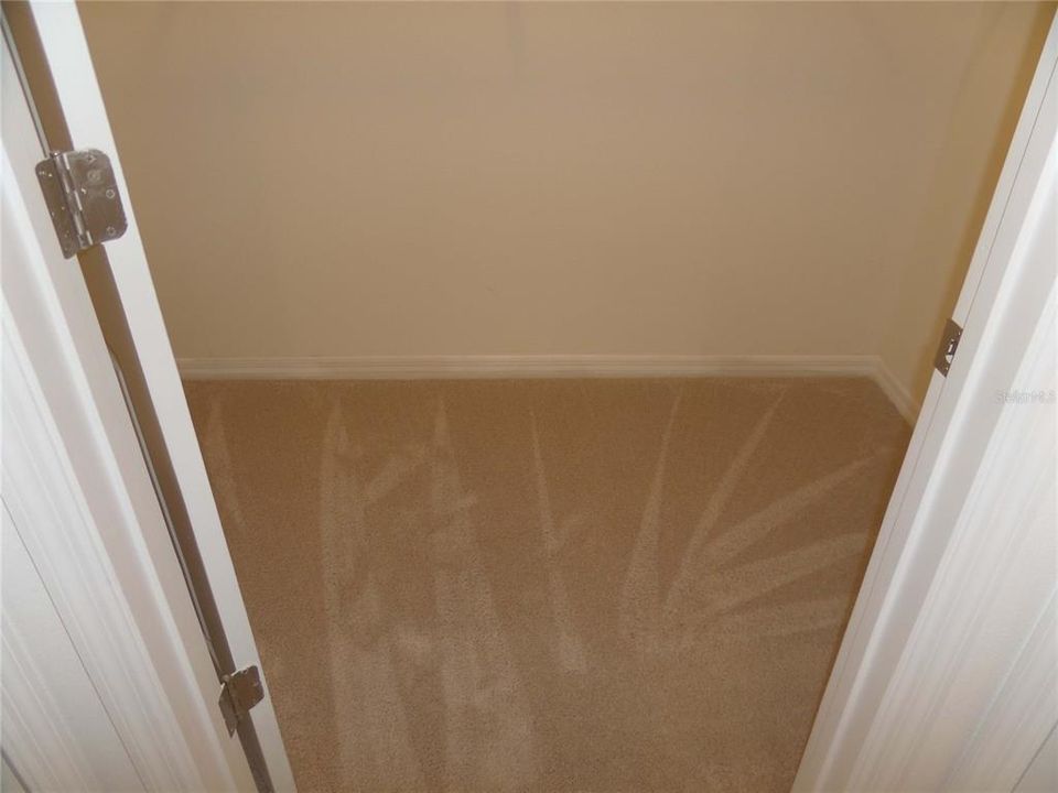 For Rent: $1,747 (3 beds, 2 baths, 1395 Square Feet)