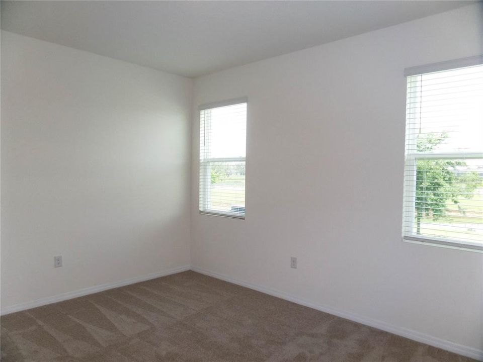 For Rent: $1,747 (3 beds, 2 baths, 1395 Square Feet)