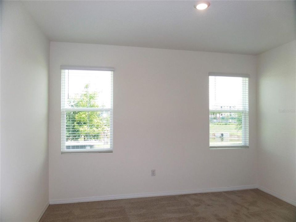 For Rent: $1,747 (3 beds, 2 baths, 1395 Square Feet)