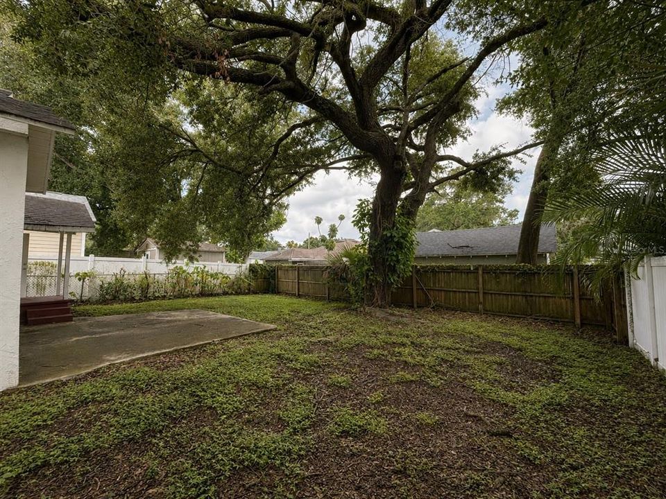 For Rent: $2,300 (2 beds, 2 baths, 1420 Square Feet)