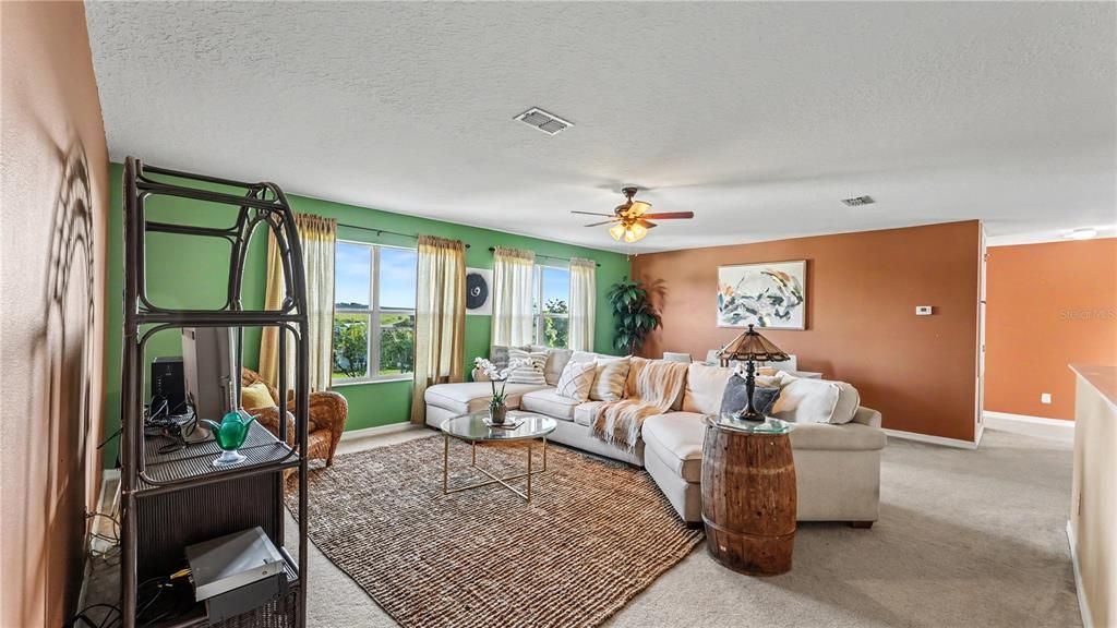 For Sale: $449,000 (5 beds, 4 baths, 3732 Square Feet)