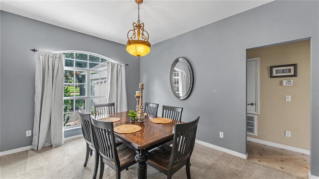 For Sale: $449,000 (5 beds, 4 baths, 3732 Square Feet)