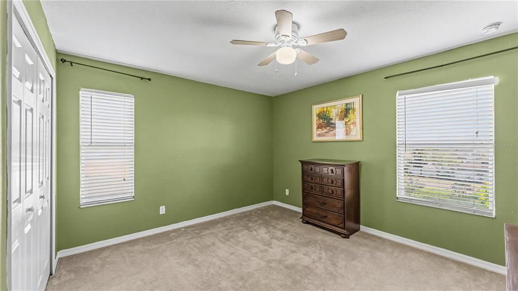 For Sale: $449,000 (5 beds, 4 baths, 3732 Square Feet)