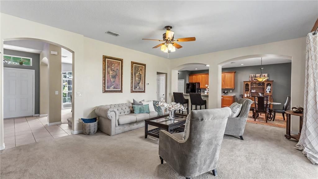 For Sale: $449,000 (5 beds, 4 baths, 3732 Square Feet)