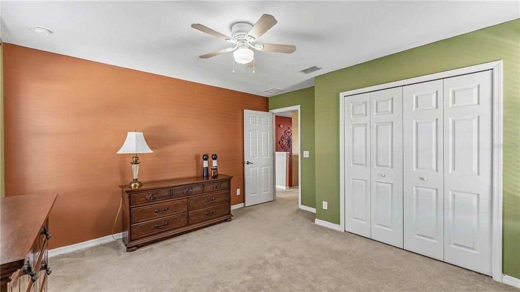 For Sale: $449,000 (5 beds, 4 baths, 3732 Square Feet)