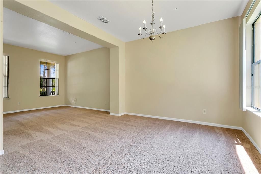 For Rent: $2,895 (4 beds, 3 baths, 2787 Square Feet)