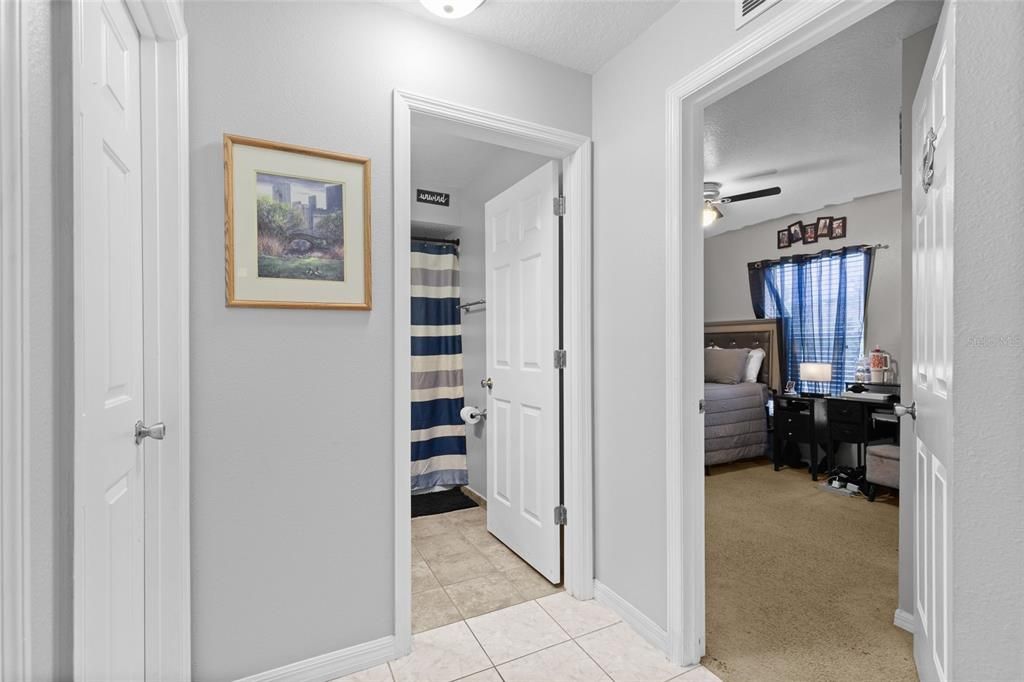 For Sale: $349,900 (3 beds, 2 baths, 1207 Square Feet)