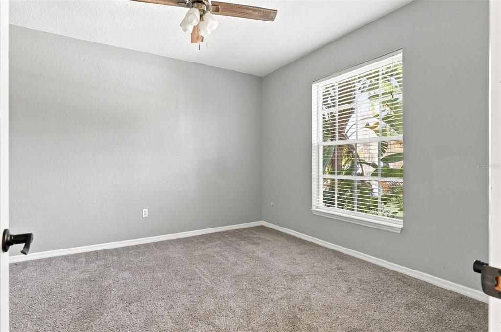 For Sale: $369,900 (3 beds, 2 baths, 2400 Square Feet)