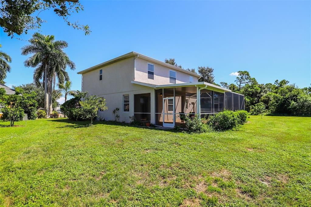 For Sale: $369,900 (3 beds, 2 baths, 2400 Square Feet)