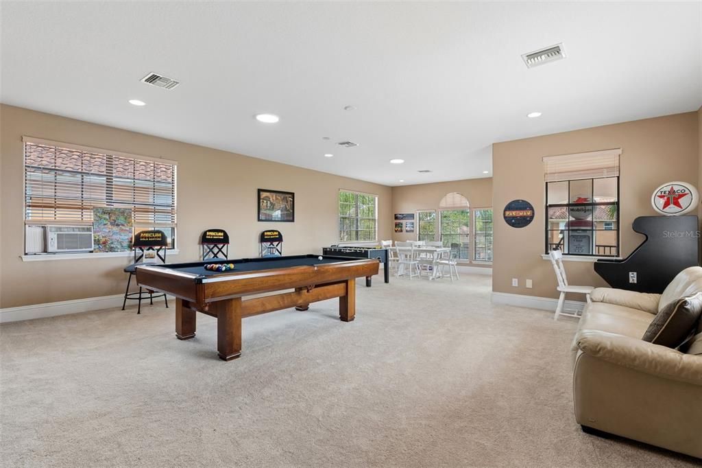 For Sale: $889,000 (6 beds, 5 baths, 5118 Square Feet)