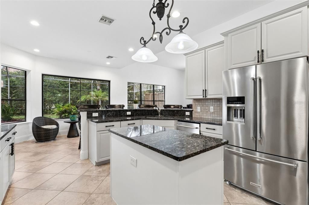 For Sale: $889,000 (6 beds, 5 baths, 5118 Square Feet)