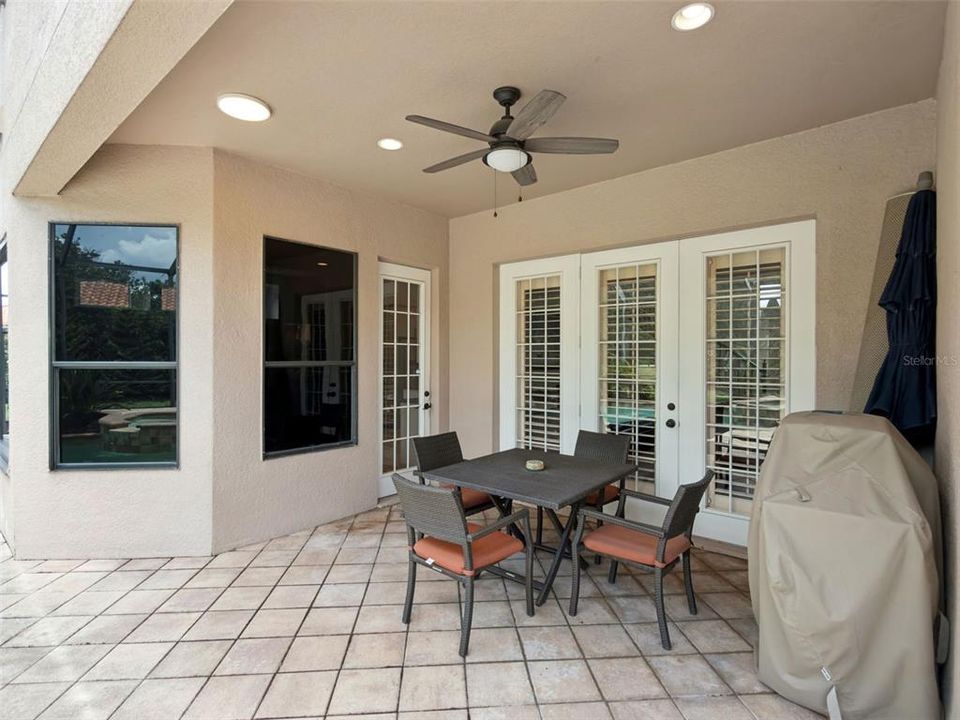 For Sale: $889,000 (6 beds, 5 baths, 5118 Square Feet)