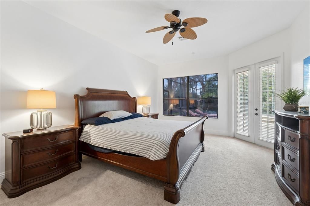 For Sale: $889,000 (6 beds, 5 baths, 5118 Square Feet)