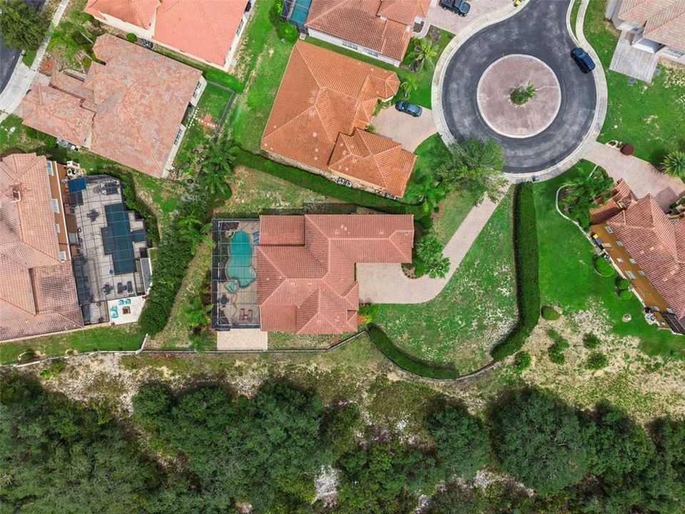 For Sale: $889,000 (6 beds, 5 baths, 5118 Square Feet)