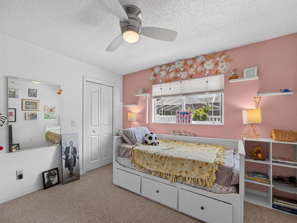 For Sale: $375,000 (4 beds, 2 baths, 1648 Square Feet)