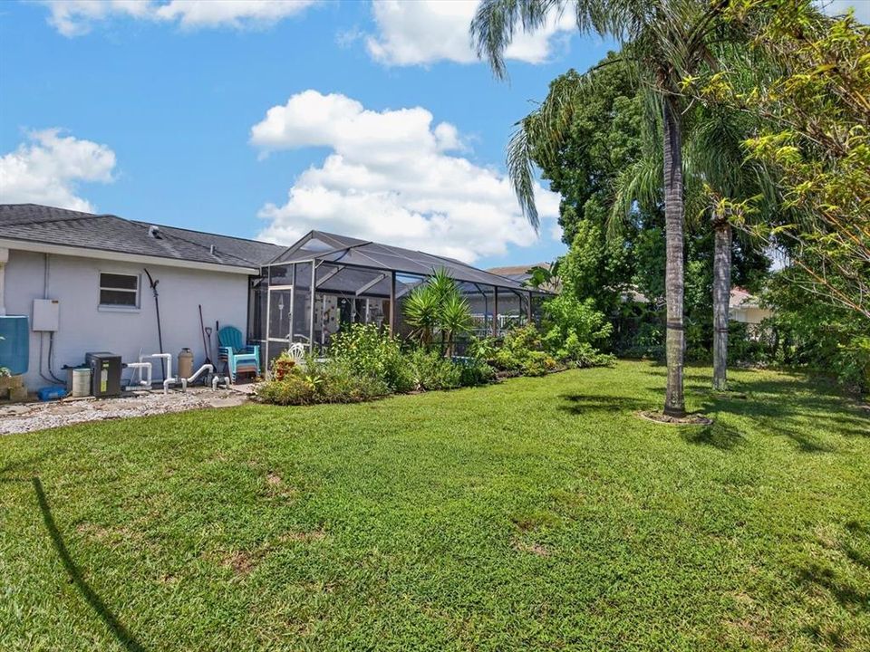 For Sale: $375,000 (4 beds, 2 baths, 1648 Square Feet)