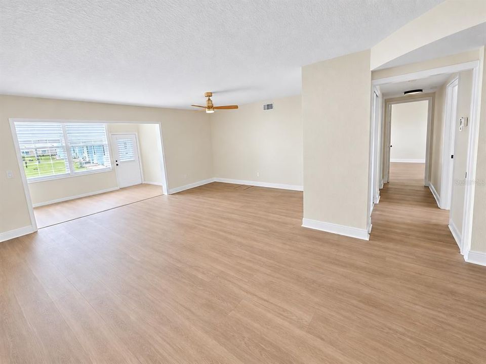 For Rent: $2,400 (2 beds, 2 baths, 1110 Square Feet)