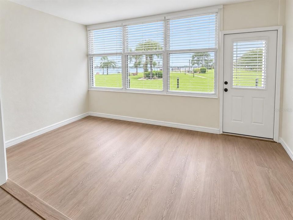 For Rent: $2,400 (2 beds, 2 baths, 1110 Square Feet)