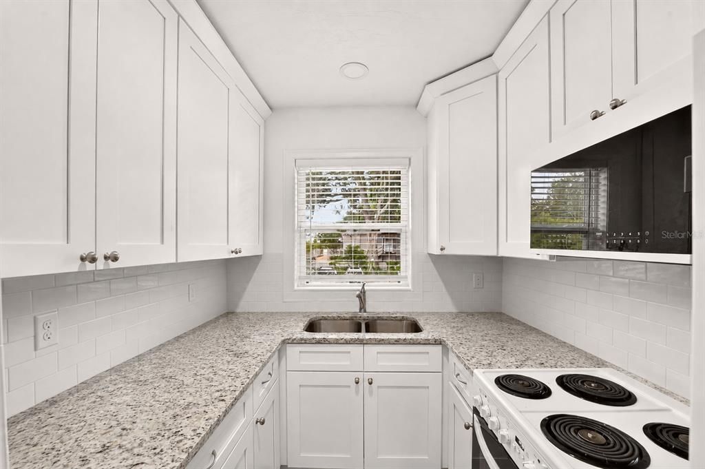 En Venta: $949,000 (4 camas, 0 baños, 1530 Pies cuadrados)