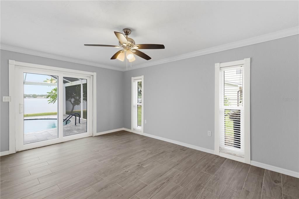 For Sale: $899,000 (3 beds, 2 baths, 1887 Square Feet)