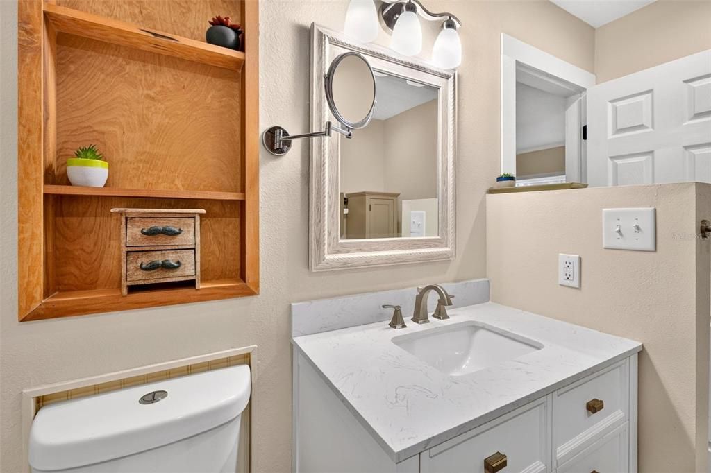 For Sale: $485,000 (3 beds, 2 baths, 1290 Square Feet)