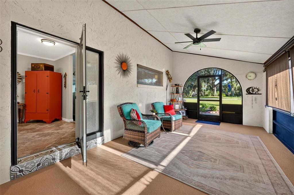 For Sale: $485,000 (3 beds, 2 baths, 1290 Square Feet)