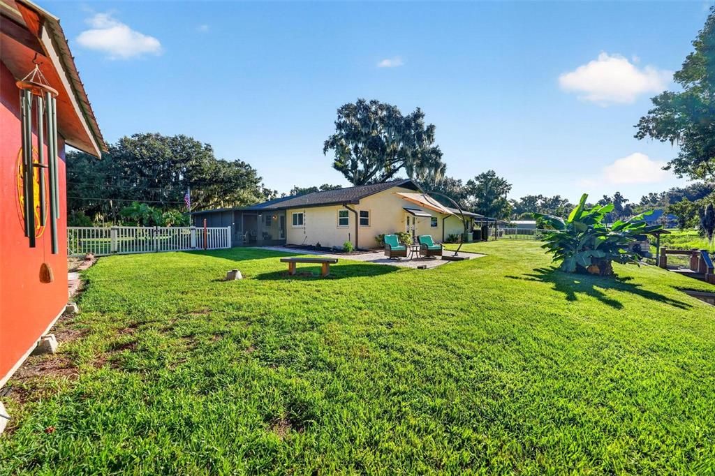 For Sale: $485,000 (3 beds, 2 baths, 1290 Square Feet)