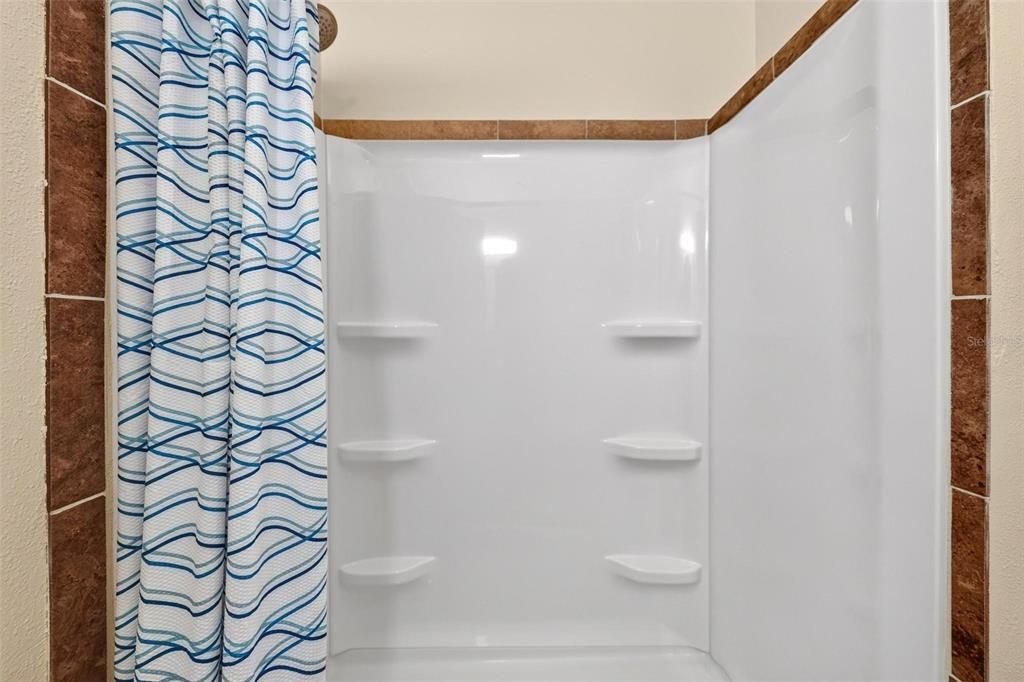 For Sale: $485,000 (3 beds, 2 baths, 1290 Square Feet)