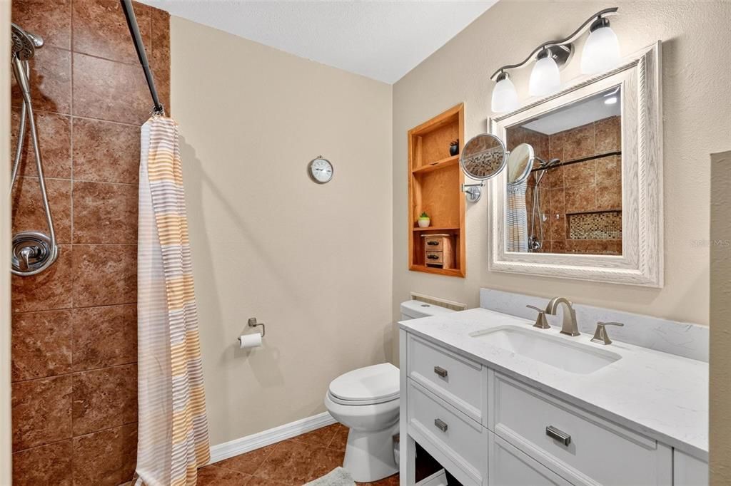 For Sale: $485,000 (3 beds, 2 baths, 1290 Square Feet)