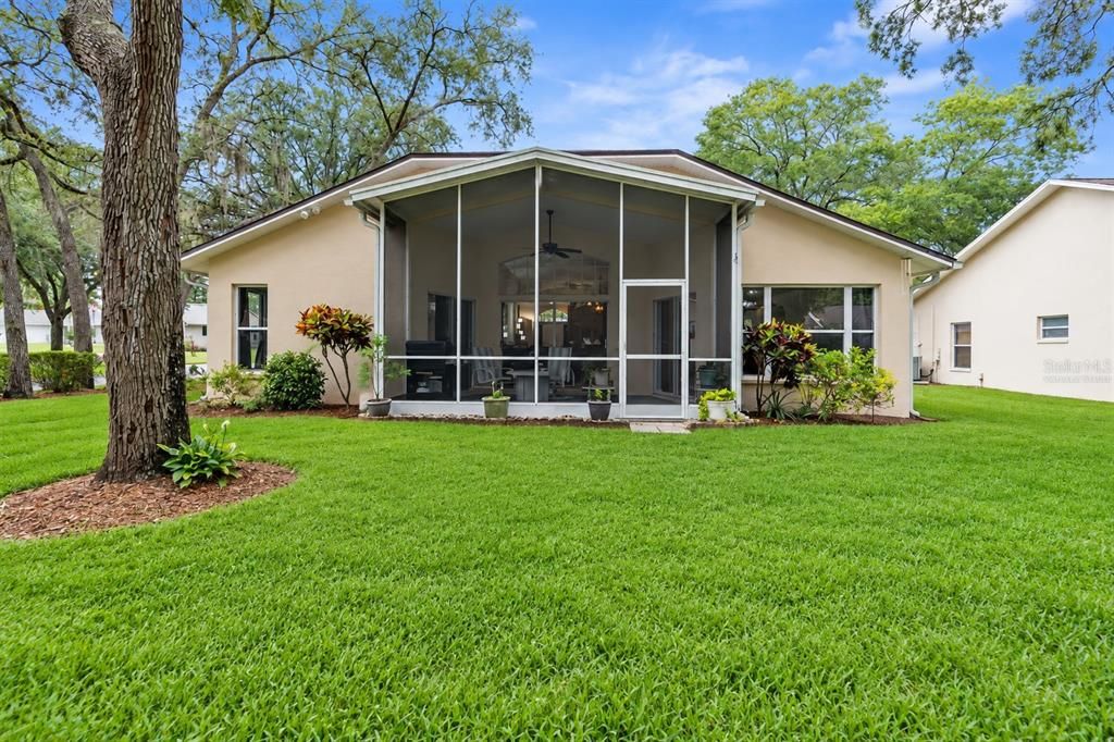 For Sale: $325,000 (2 beds, 2 baths, 1583 Square Feet)