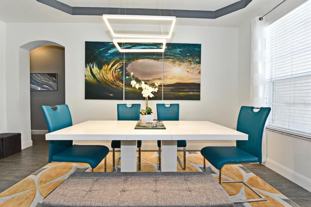 На продажу: $559,900 (4 спален, 3 ванн, 2566 Квадратных фут)