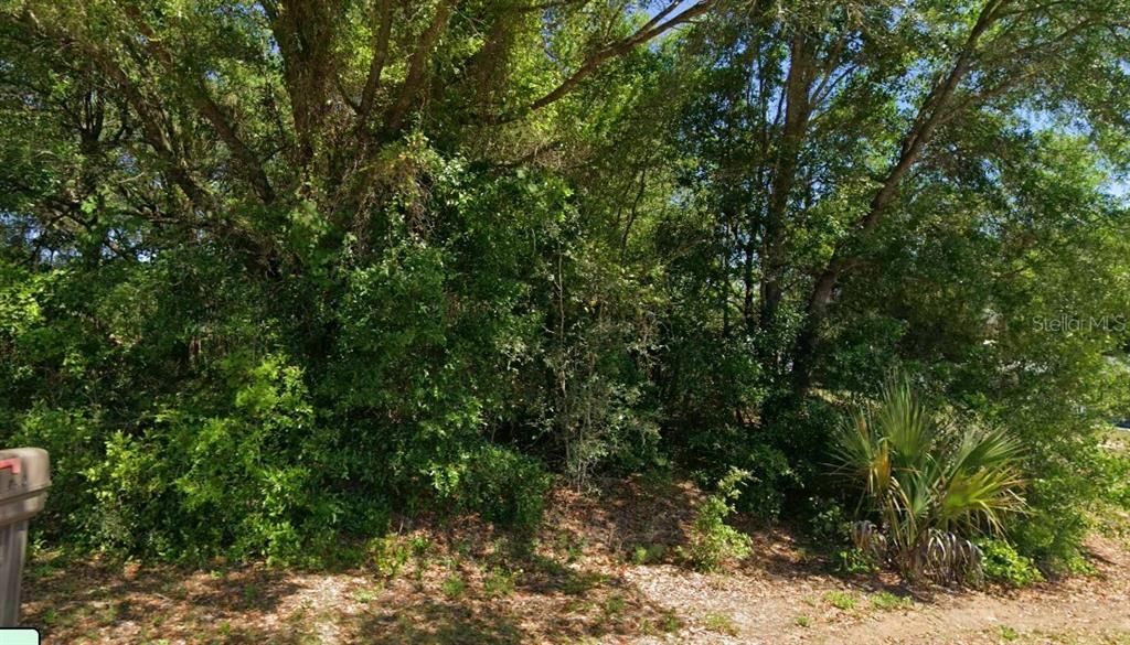 Под контрактом: $10,000 (0.27 acres)