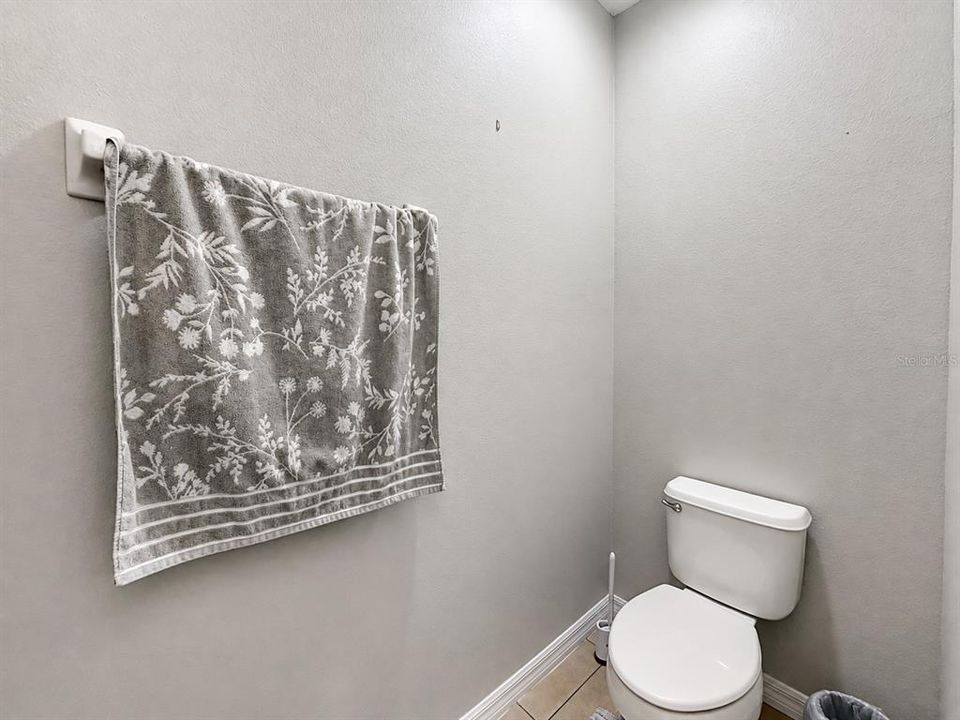 En Venta: $408,000 (3 camas, 2 baños, 1593 Pies cuadrados)