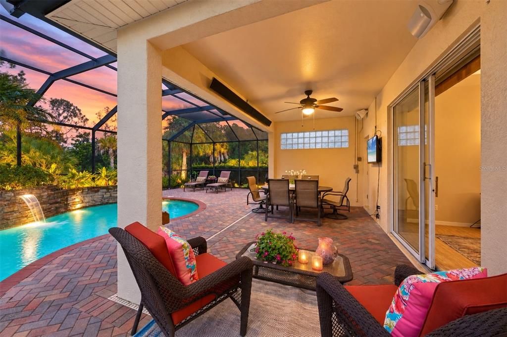 For Sale: $535,000 (4 beds, 2 baths, 2356 Square Feet)