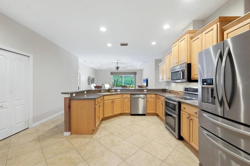 For Sale: $535,000 (4 beds, 2 baths, 2356 Square Feet)