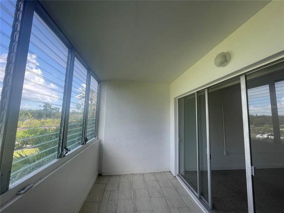 В аренду: $1,200 (1 спален, 1 ванн, 875 Квадратных фут)