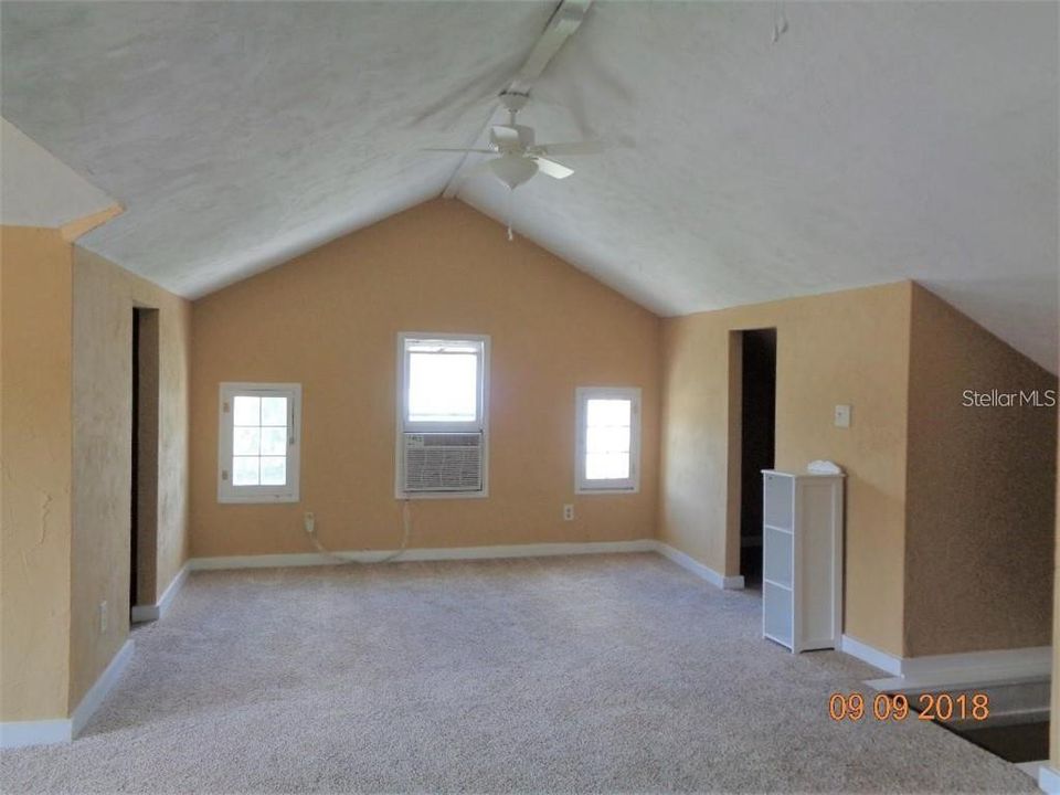 В аренду: $995 (1 спален, 1 ванн, 636 Квадратных фут)