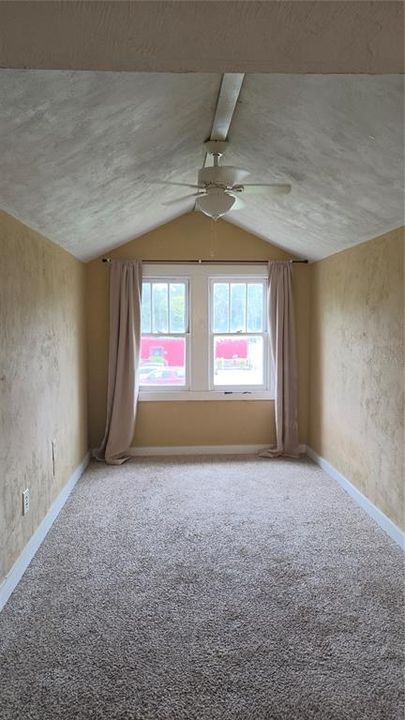 В аренду: $995 (1 спален, 1 ванн, 636 Квадратных фут)