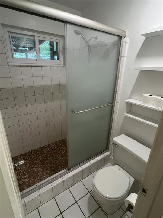 For Rent: $2,100 (3 beds, 2 baths, 1354 Square Feet)
