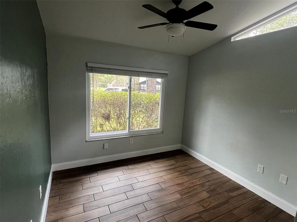 For Rent: $2,100 (3 beds, 2 baths, 1354 Square Feet)