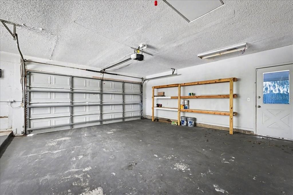 For Sale: $299,000 (3 beds, 2 baths, 1534 Square Feet)