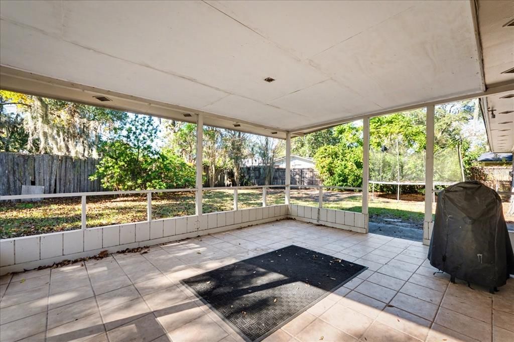 For Sale: $299,000 (3 beds, 2 baths, 1534 Square Feet)