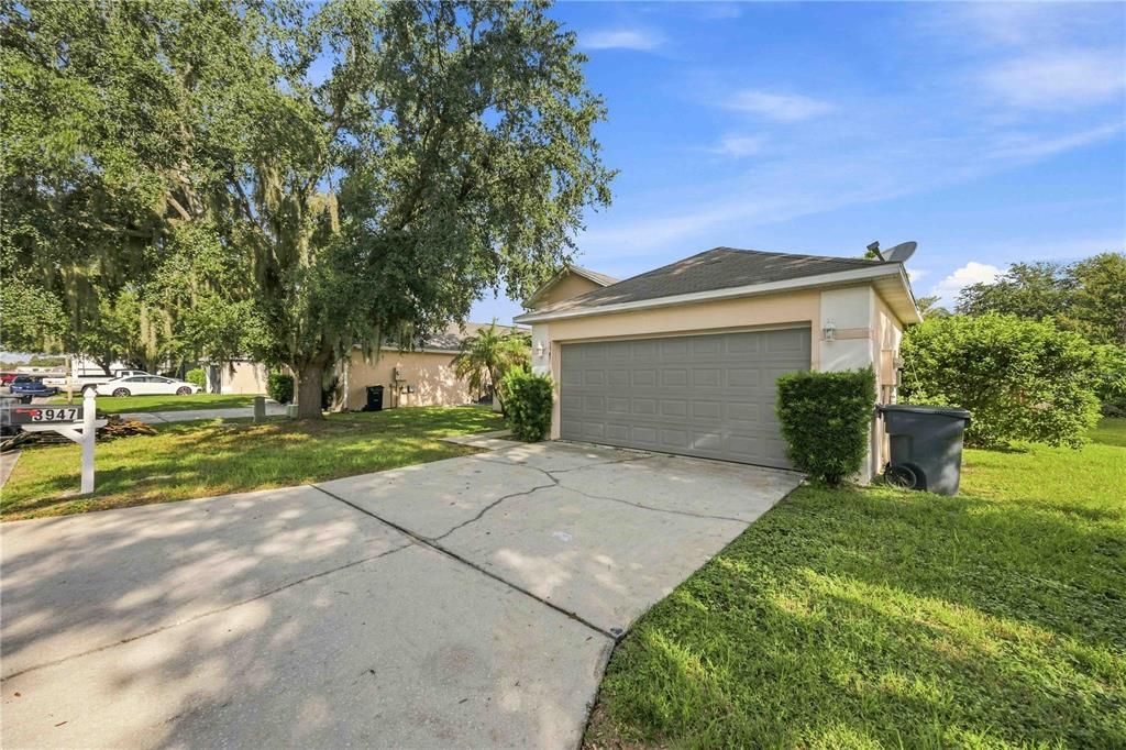 For Sale: $274,999 (3 beds, 2 baths, 1632 Square Feet)