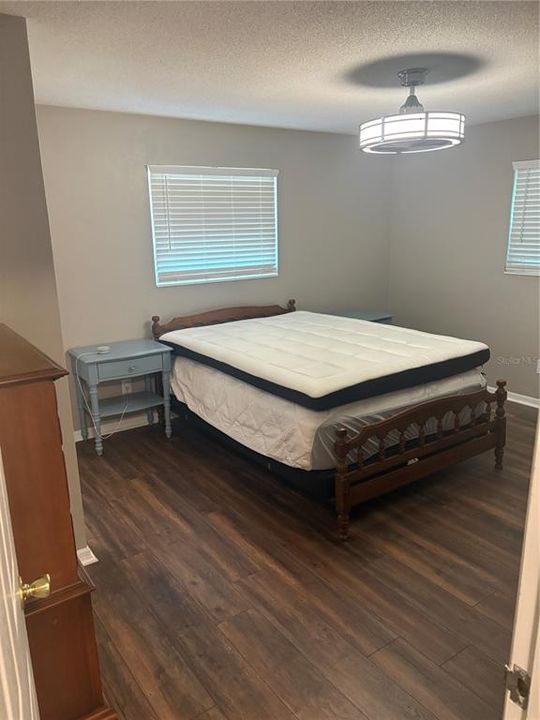 For Rent: $2,300 (2 beds, 3 baths, 1352 Square Feet)