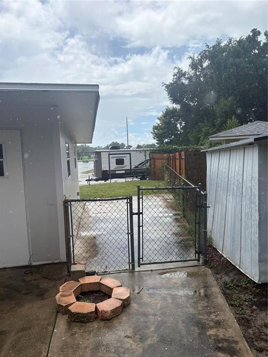 For Rent: $2,300 (2 beds, 3 baths, 1352 Square Feet)